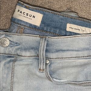 Pacsun light washed ankle jeggings, size 24